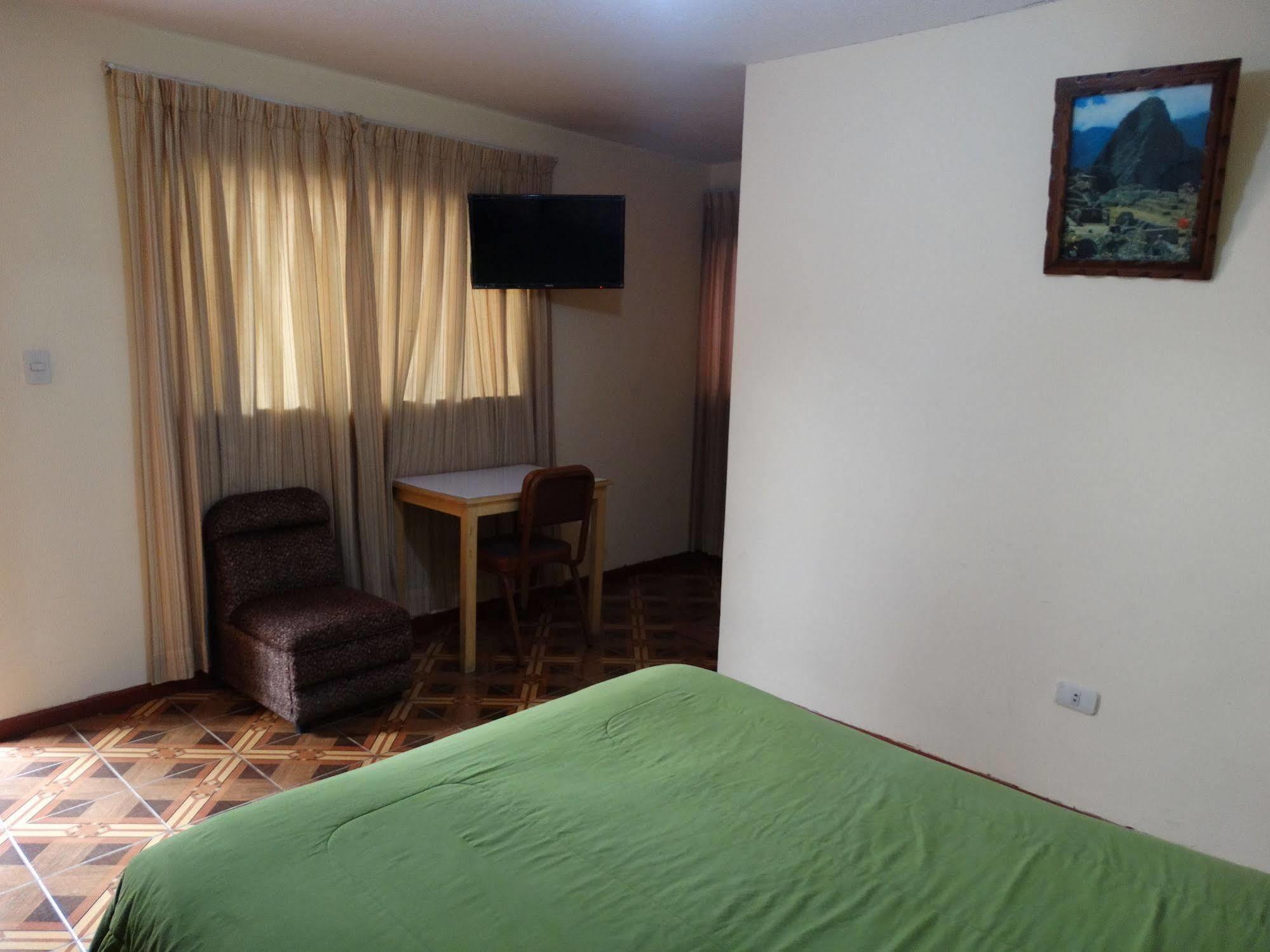 Hotel Manco Capac Puno Esterno foto